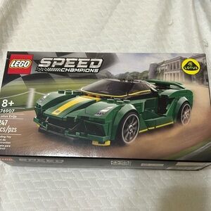 Lego speed champion unopened Lotus Evija